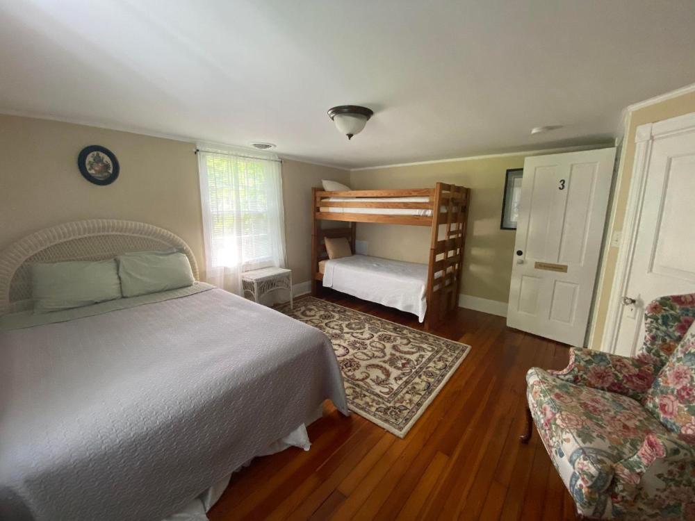 Jackson Guest House Room interior